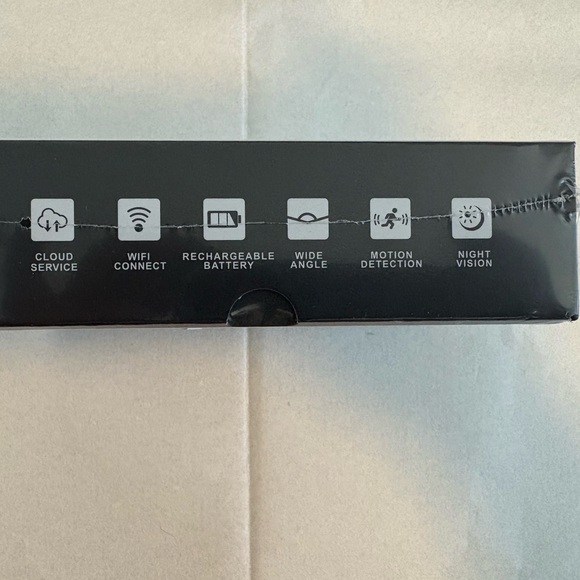 Compact Security Camera with Night Vision - Picture 2 of 3